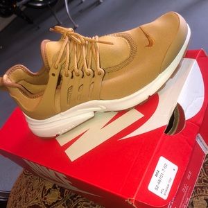 Nike Shoes - W Air Presto Size 8 Nike Nike Shoes - W Air Presto Size 8 Nike